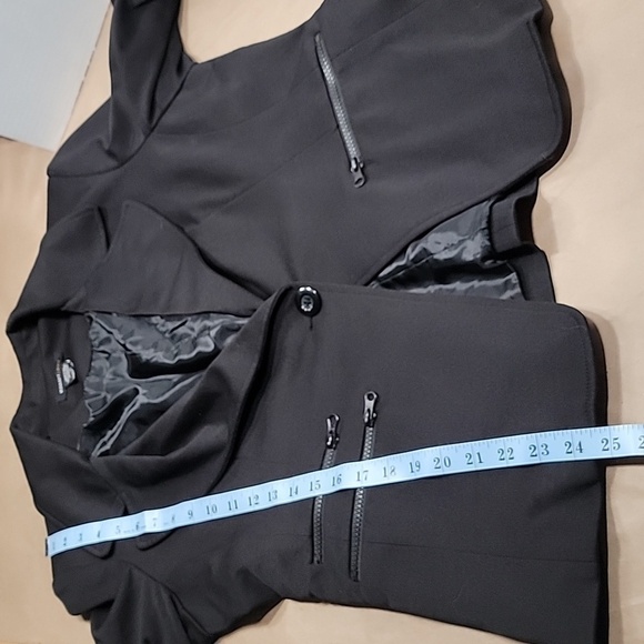 Robert Louis, Size L, Black, Single Button Blazer, EUC - Picture 9 of 11